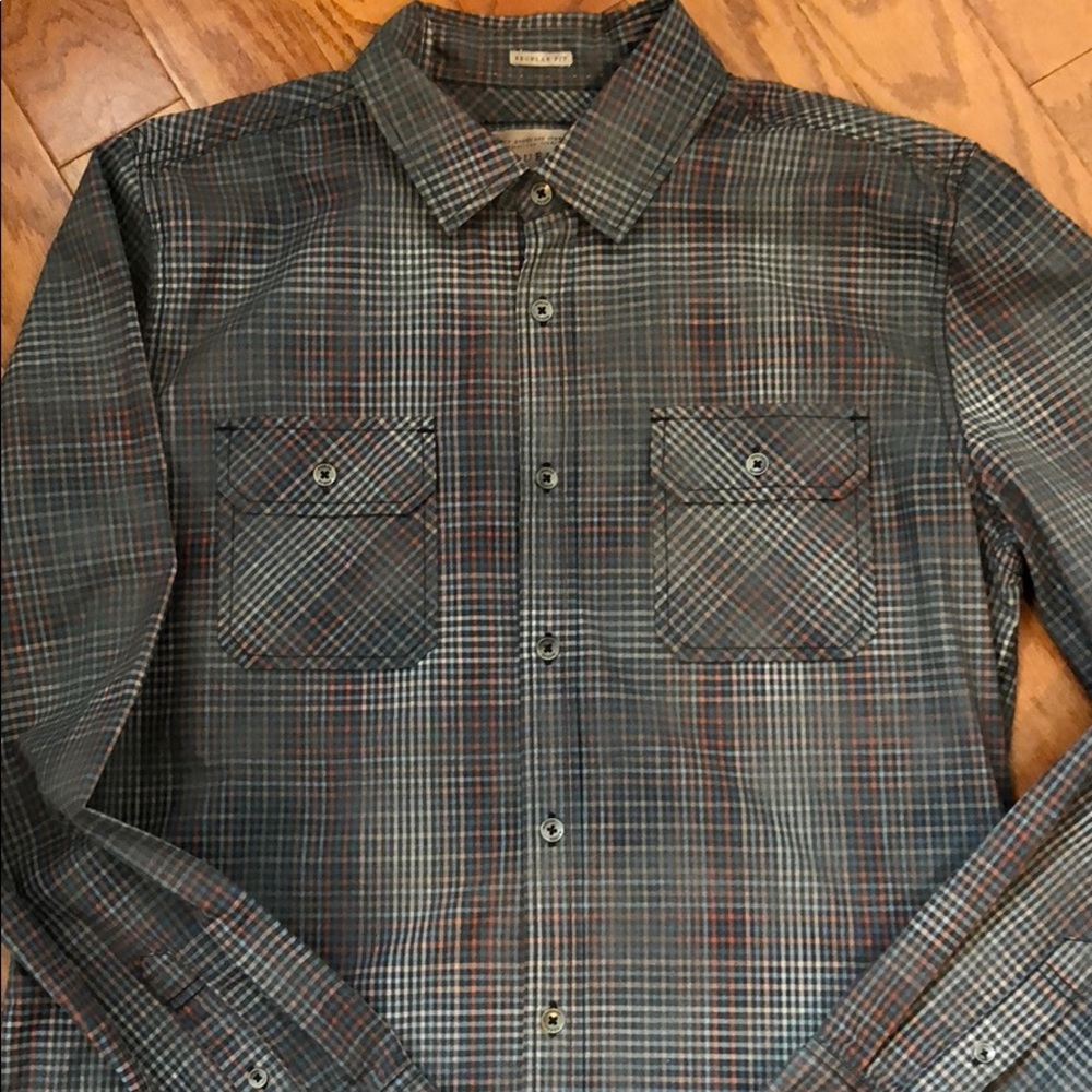 Guess Button Down